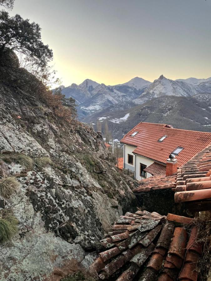 La Indefinida Villa Toranzo Eksteriør bilde